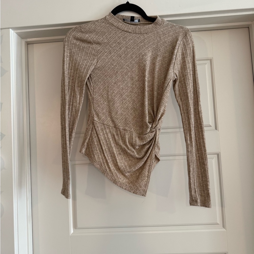 Elegant Tan Ribbed Women's Top